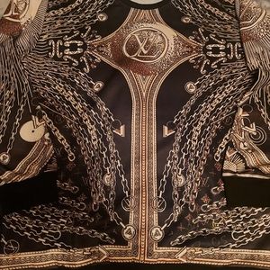 New with tags Louis Vuitton sweater size large